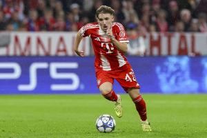 德天空：卡尔合同明年自动续约至2029且不含解约金，他想踢世界杯